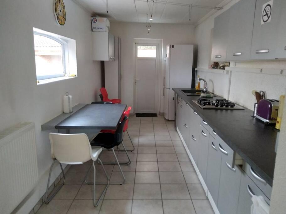 Comme A La Maison ! Chavanoz Εξωτερικό φωτογραφία